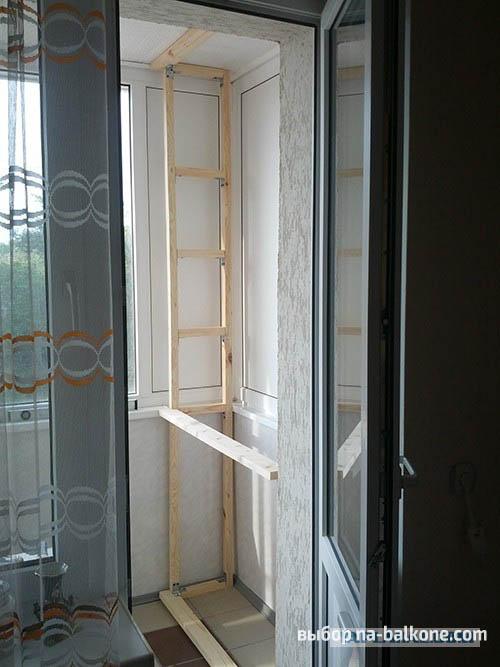 Каркас для шкафа из брусков. 