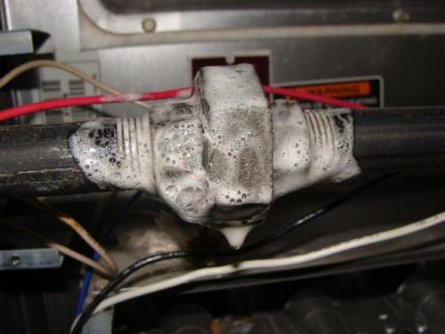 Как подключить газовую плиту с электроподжигом. Подключение газовой плиты: пошаговая инструкция