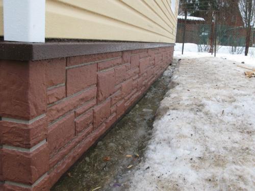 Чем обшить цоколь частного дома. Особенности