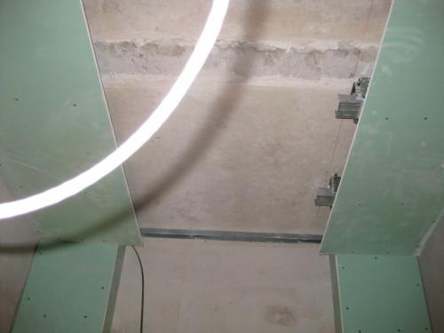 Потолок из гипсокартона в ванной своими руками. Потолок из гипсокартона в ванной — плюсы, минусы, советы по выбору дизайна и особенности конструкций (90 фото)