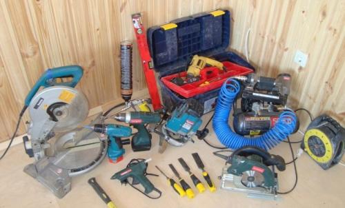 Как сделать деревянную дверь своими руками из досок. Подбираем материал: особенности различной древесины 13