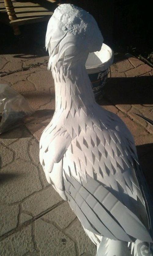 Как сделать павлина из. Птица счастья: павлин из пластиковой бутылки 14 Как сделать павлина из. Птица счастья: павлин из пластиковой бутылки 14