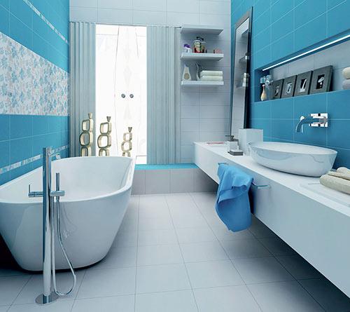 Маленькая ванная комната в частном доме. Ванная комната в частном доме