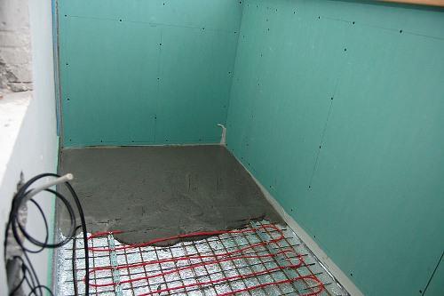 Как утеплить пол на балконе под стяжку. Немного о технологии