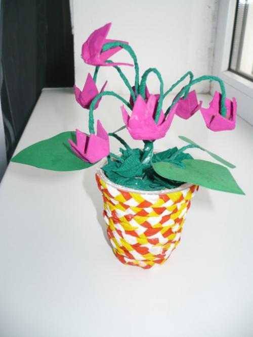 Детские поделки из яичных лотков. 29 октября. Выставка поделок из яичных лотков на МААМ