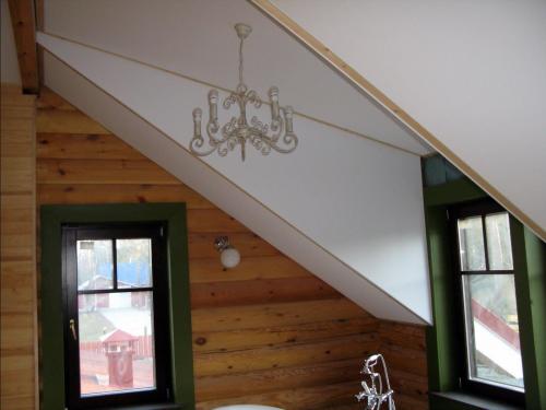 Потолок на даче своими руками. Используем вагонку и фанеру