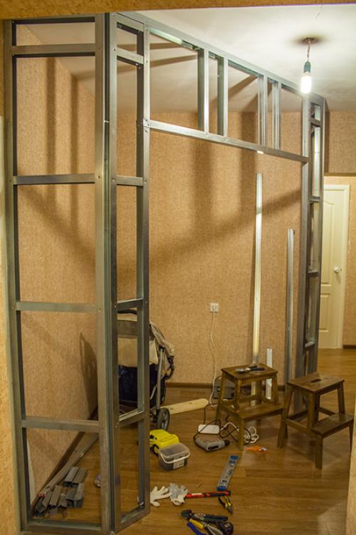Гардеробная своими руками из труб. Этапы работы