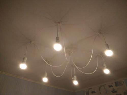 Как повесить люстру без сверления. Как повесить люстру: способы, как подсоединить и подвесить светильник или люстру своими руками (90 фото)