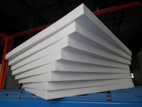 Утепление старого дома пенопластом. Характеристики утеплителя