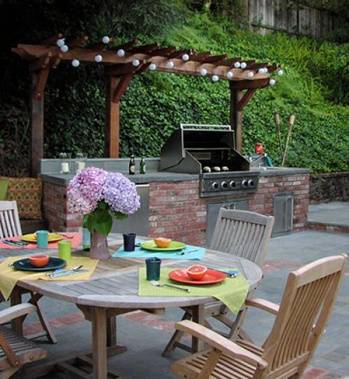 Как построить барбекю на даче. Изготовление мангалов и барбекю из кирпича: чертежи, схемы, порядовки 02