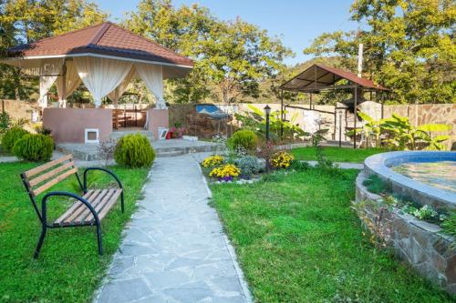 Идеи для беседки с мангалом. Беседка с мангалом — фото красиво оформленных беседок в современном стиле