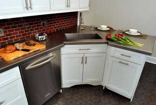 Сборка шкафчика под мойку. Пошаговая инструкция, как надежно прикрепить мойку к тумбе