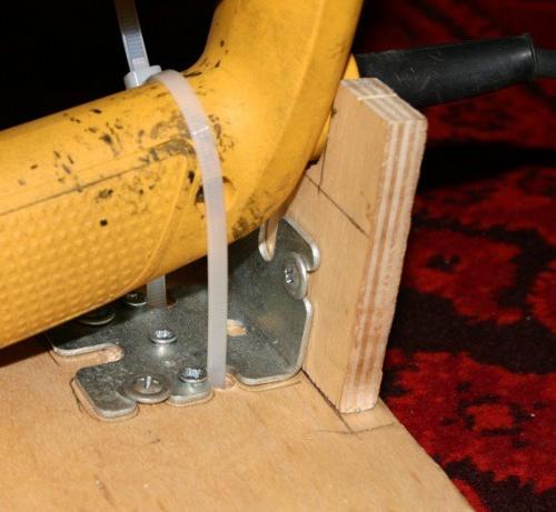 Как научиться вырезать лобзиком по дереву. Тонкости выпиливания лобзиком 10