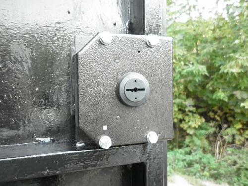 Кодовый замок уличный. Замок для калитки уличный с ручкой: виды и варианты на фото, какой выбрать и поставить