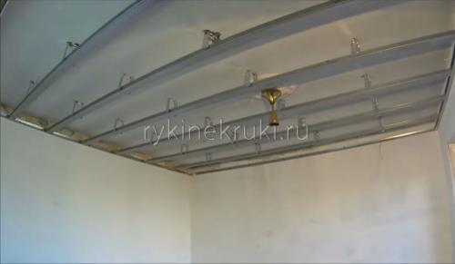 Каркас для гипсокартона потолок. Уро.  Как сделать каркас для гипсокартона на потолке