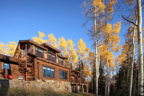 Дома в стиле модерн (21 фото): лучшие проекты Ищем авторов для нашего сайта, которые ОЧЕНЬ хорошо разбираются в дизайне интерьеров.