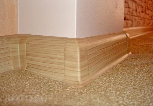 Плинтус потолочный чем резать. Виды потолочных и напольных плинтусов, выбор инструментов 04