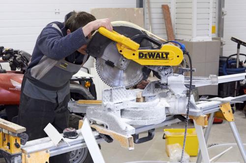 Обшивка профлистом гаража. Выбор профлиста для гаража 01