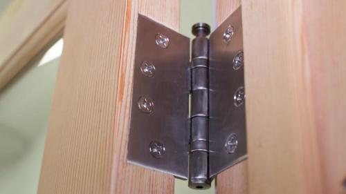 Дверь-гармошка плохо закрывается. Что делать, если двери перестали плотно закрываться