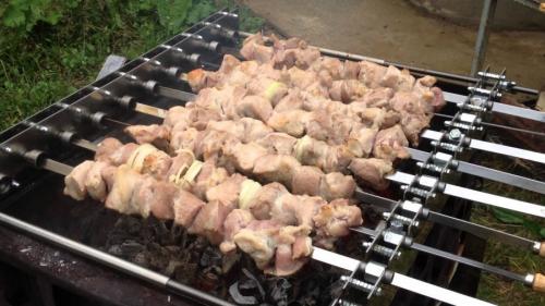 Универсальный мангал своими руками. Мангал своими руками — инструкция, как сделать из метала и кирпича (100 фото новинок)