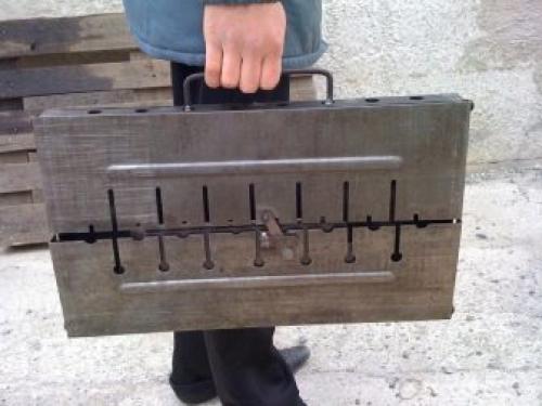 С чего сделать мангал. Способ третий: на каркасе из уголков 07