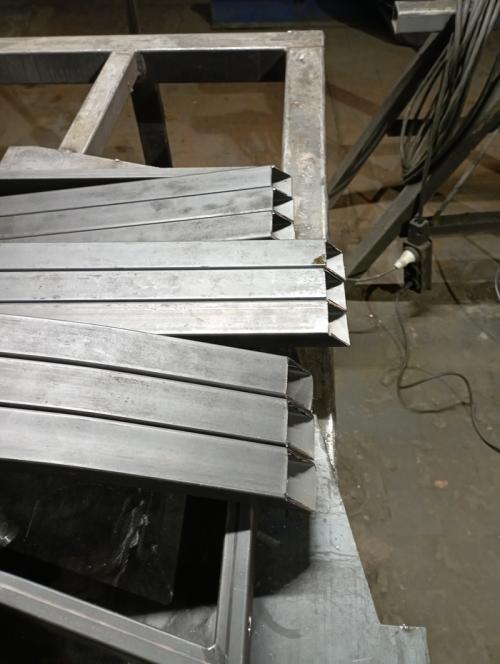 Как собрать каркас скамейки из металла. Универсальный металлокаркас лавки