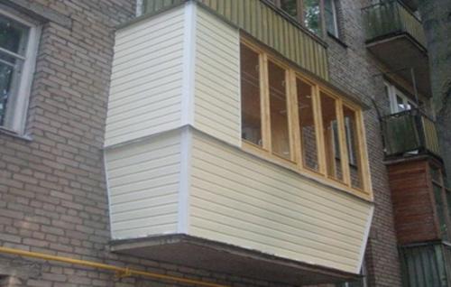 Можно ли стеклить балкон зимой. Можно ли застеклять балкон зимой или в непогоду?