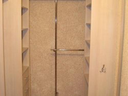 Как создать гардеробную в однокомнатной квартире? 07