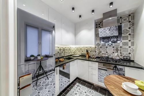 В какой цвет покрасить маленькую кухню. Дизайн маленькой кухни 2022: тренды и новинки + 115 современных идей в фото