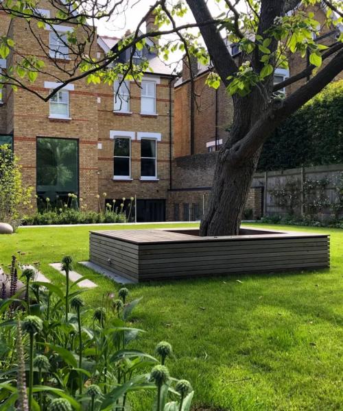 Какие дополнительные украшения можно добавить к скамейке. Скамейки в саду: 10 интересных идей, которые можно реализовать своими руками