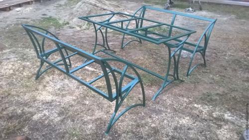 Какие стандартные размеры деталей скамейки из профильной трубы. Скамейки из металла и дерева