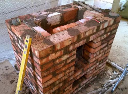 Какие материалы лучше использовать для изготовления печи. Из каких материалов строят печь