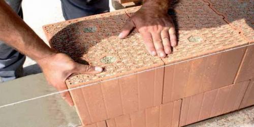 Выбор кирпича для строительства печей: основные типы и их характеристики 01