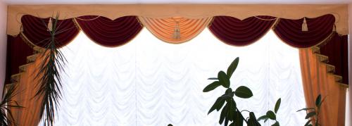 Как повесить шторы волнами. Как повесить шторы