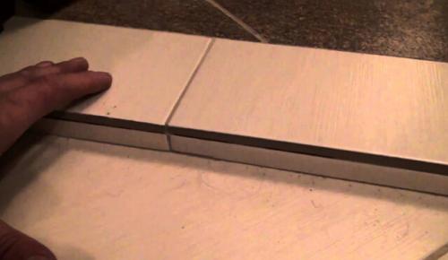 Делать в ванной порог или нет. Почему в ванной без порожка не обойтись 16 Делать в ванной порог или нет. Почему в ванной без порожка не обойтись 16