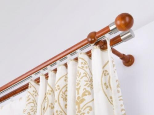 Шторы на потолочном карнизе. Виды и преимущества потолочных карнизов 12