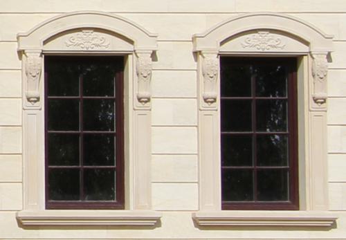 Можно ли использовать пенопласт для закрытия дверного проема. Оконные и дверные наличники из пенопласта, технология и эстетика.