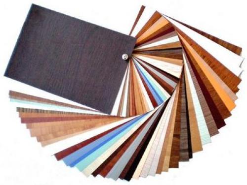 Можно ли использовать пленку для защиты мебели, и какие у нее плюсы и минусы. Что такое пленочные фасады? Изготовление фасадов с пленкой ПВХ