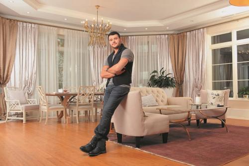 Дом Агаларова Эмина в москве. Как выглядит дом Эмина Агаларова на Рублевке 01 Дом Агаларова Эмина в москве. Как выглядит дом Эмина Агаларова на Рублевке 01