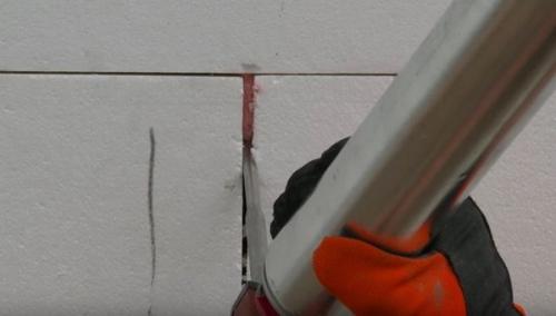 Правильное утепление стен пенопластом. Утепление дома пенопластом: личный опыт