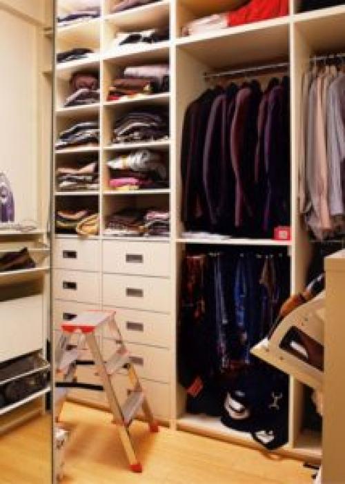 Гардеробная из кладовки в панельном доме. Что нужно, чтобы сделать гардеробную из маленькой кладовки