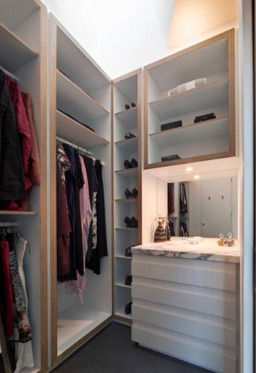 Как создать гардеробную в маленькой квартире. №1. Есть ли необходимость в гардеробной?