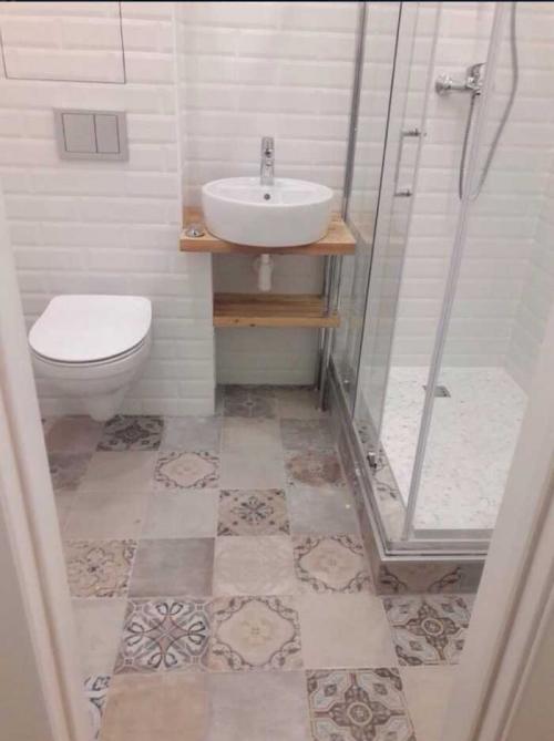 Современный ремонт в ванной комнате в хрущевке. Дизайн ванной в хрущевке 2022-2023: 300+ фото реальных решений и советы от мастера