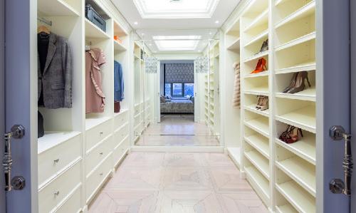 Как правильно сделать гардеробную в комнате. Обустройство гардеробной комнаты в спальне