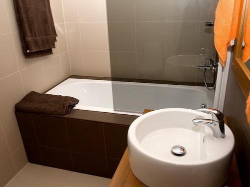 Ванна в хрущевке ремонт. Ремонт в хрущевке ванной комнаты, советы