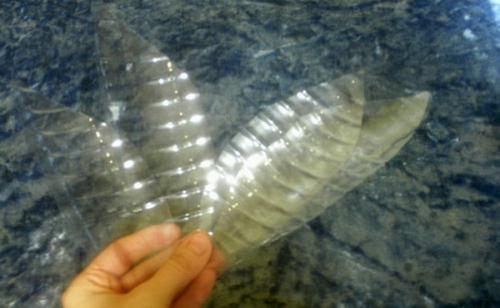 Как сделать пчелу из пластиковой бутылки. Вариант 1