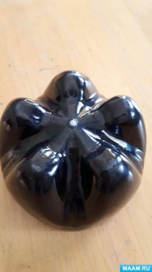 Как сделать божью коровку из пластиковой бутылки. Мастер-класс по изготовлению поделки из пластиковой бутылки «Божья коровка»