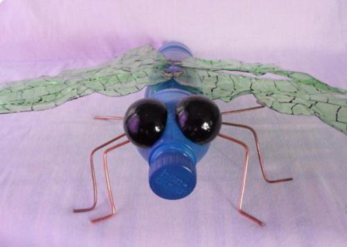 Стрекоза из пластиковых бутылок. Изящная стрекоза из пластиковой бутылки