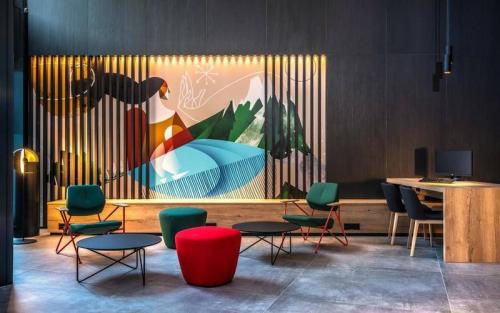 Ламинат под серые двери. Серый пол в интерьере квартиры. Какие обои и двери подойдут под серый ламинат? 110 лучших фото примеров