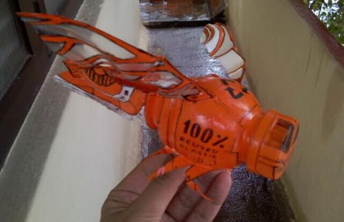 Как сделать пчелу из пластиковой бутылки. Медоносная пчела из пластиковой бутылки